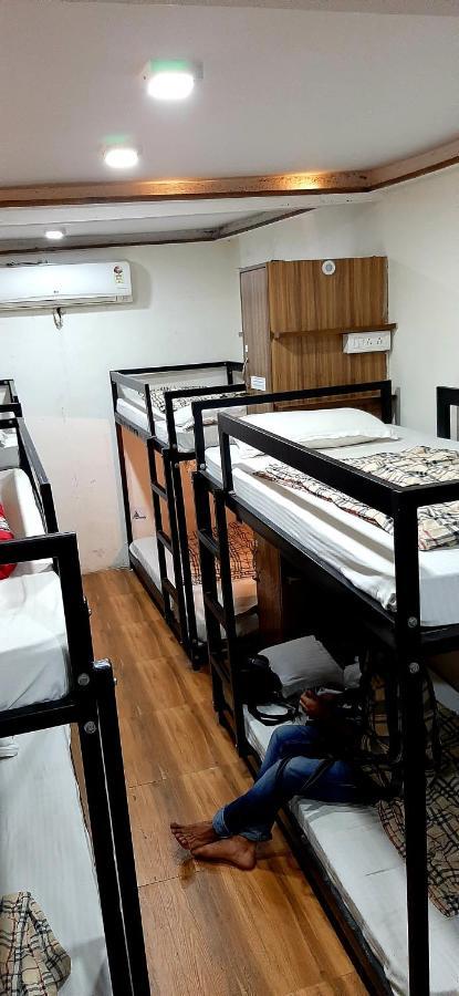 Comfort Stay Hostel Yeni Delhi Dış mekan fotoğraf